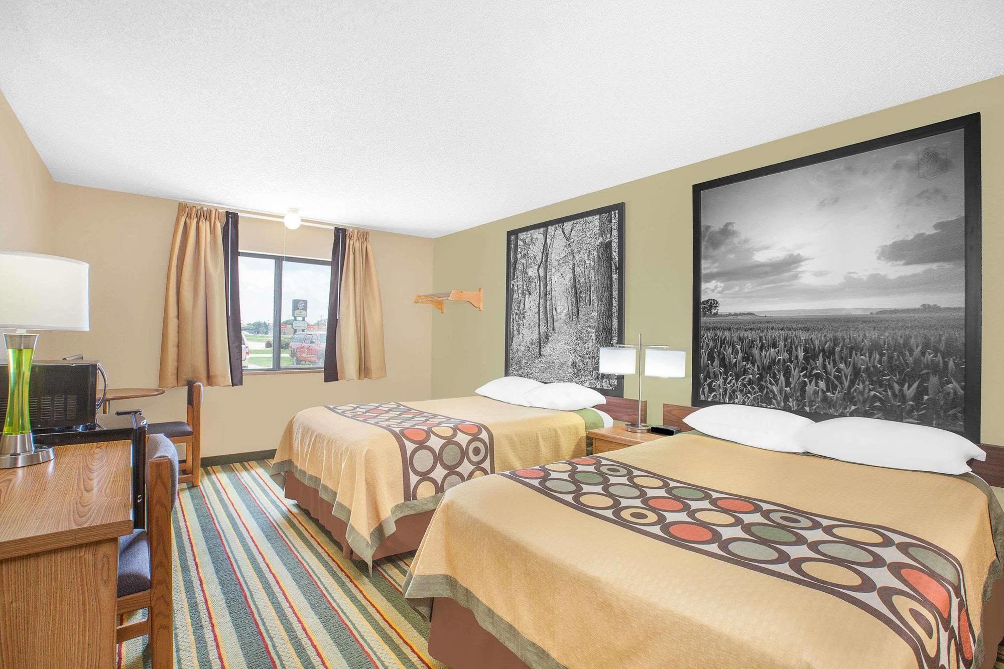 Мотель Super 8 By Wyndham Mt Pleasant Mount Pleasant Екстер'єр фото